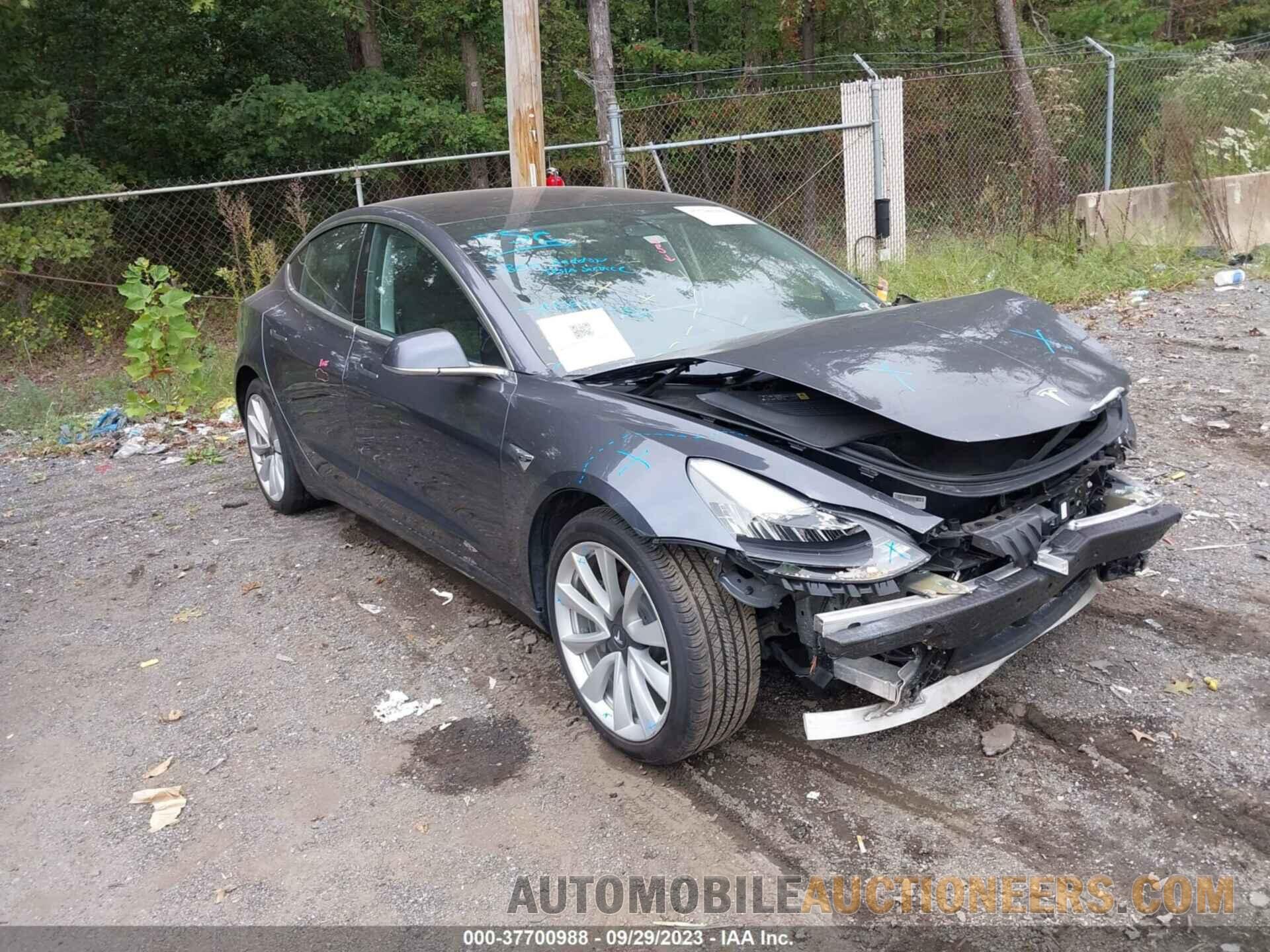 5YJ3E1EB6JF086822 TESLA MODEL 3 2018