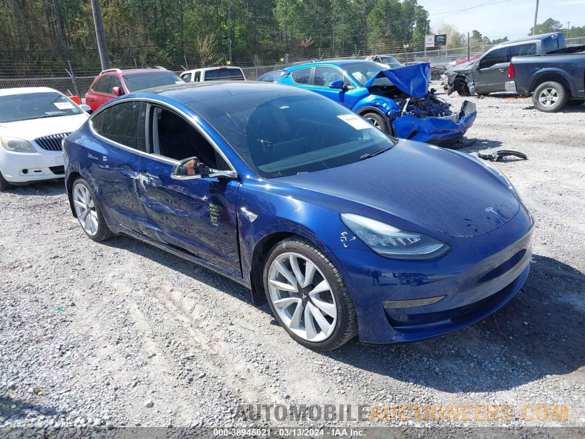 5YJ3E1EB6JF088215 TESLA MODEL 3 2018