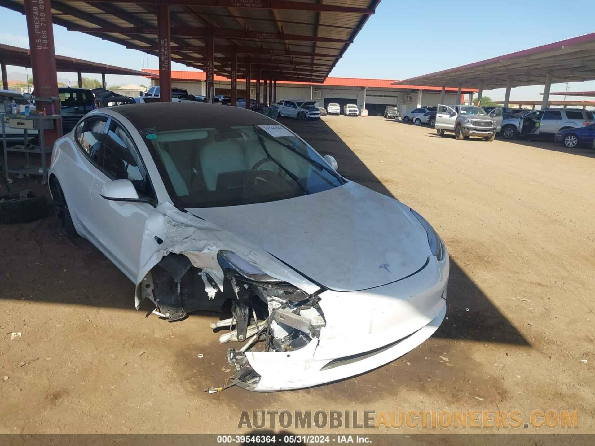 5YJ3E1EB6JF098064 TESLA MODEL 3 2018