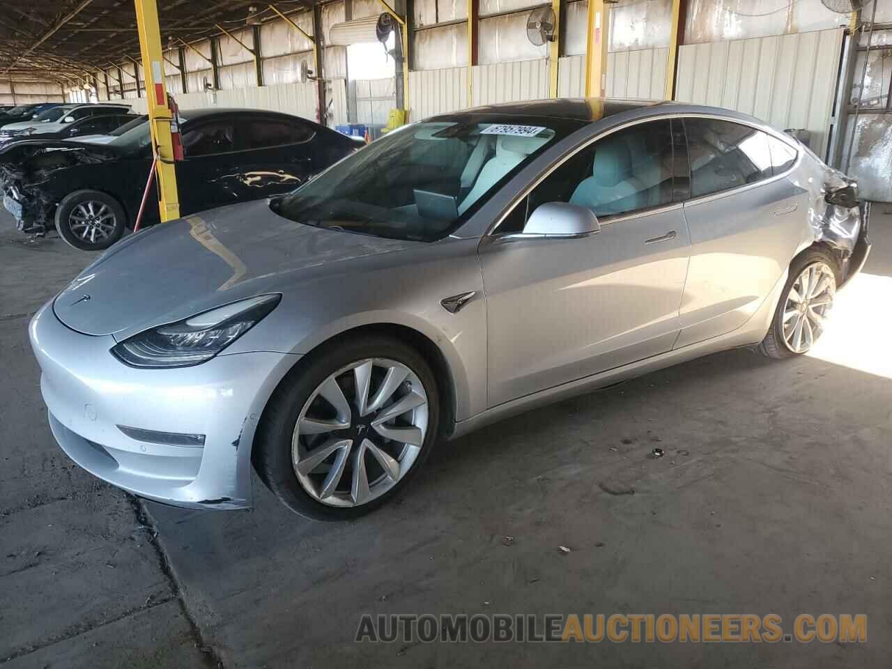 5YJ3E1EB6JF100590 TESLA MODEL 3 2018