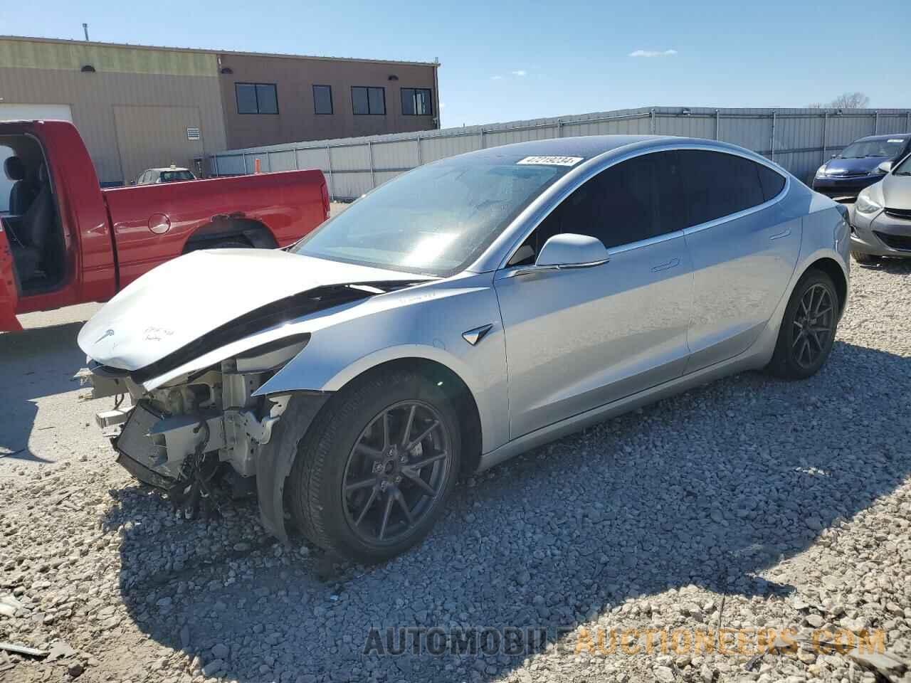 5YJ3E1EB6JF112819 TESLA MODEL 3 2018