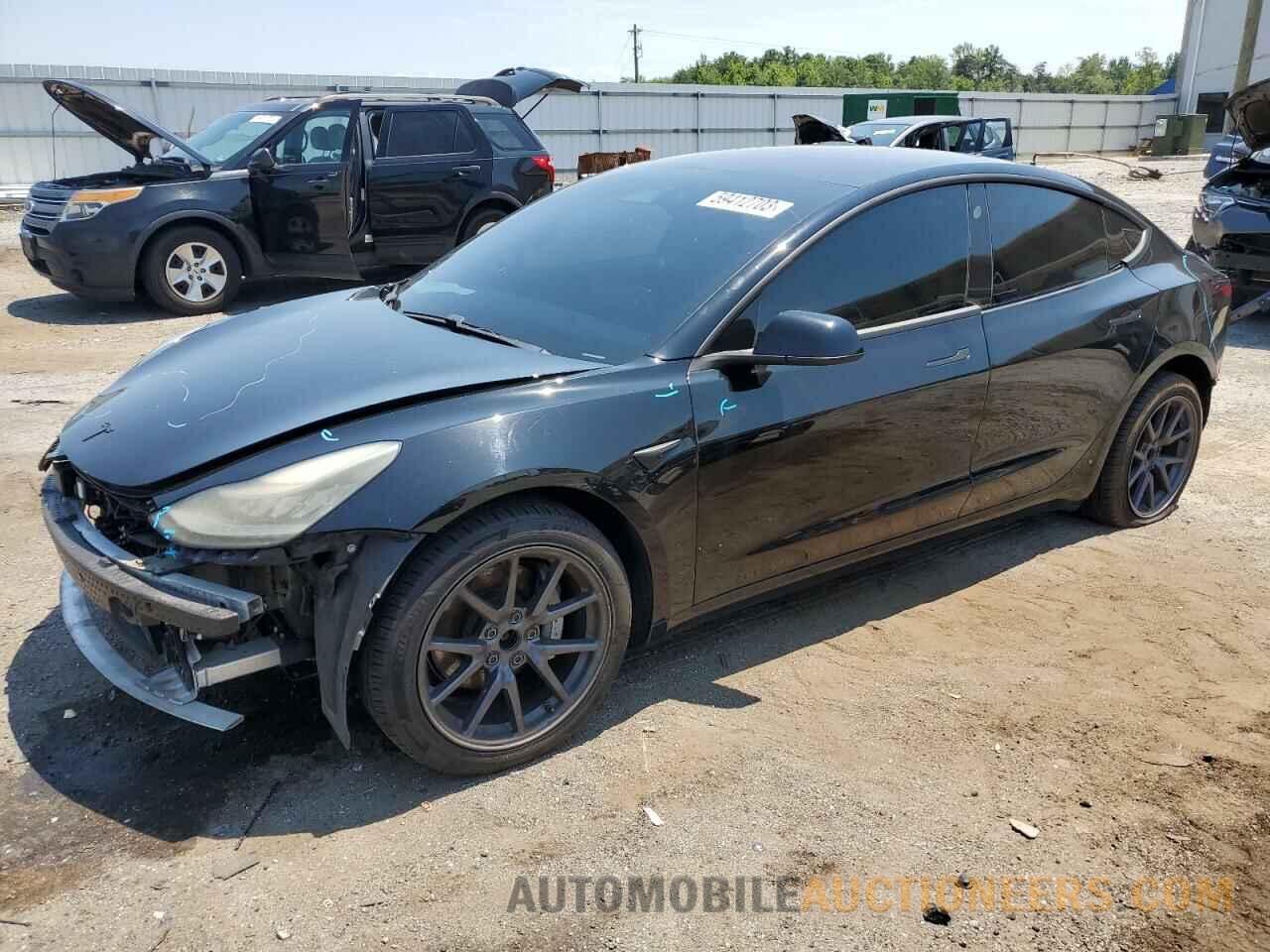 5YJ3E1EB6JF113498 TESLA MODEL 3 2018