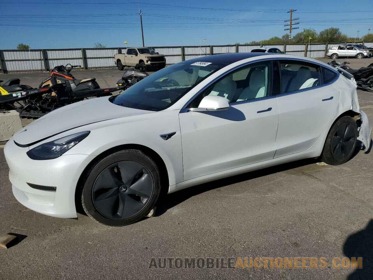 5YJ3E1EB6JF122282 TESLA MODEL 3 2018