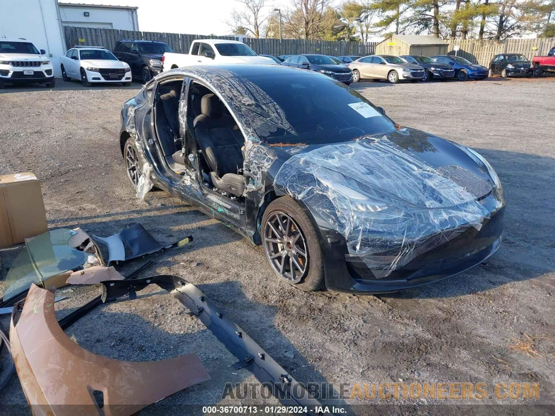 5YJ3E1EB6KF208953 TESLA MODEL 3 2019