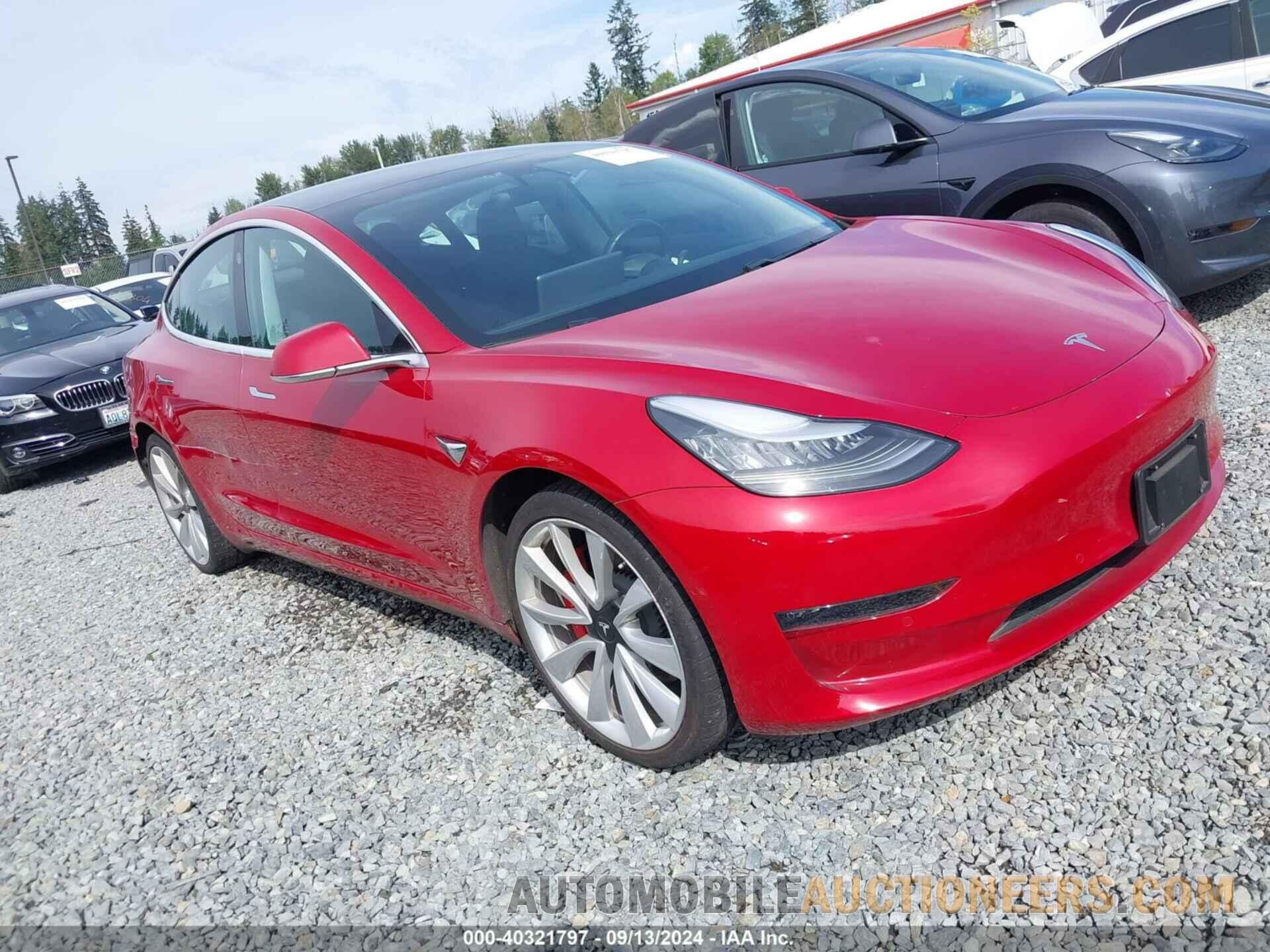 5YJ3E1EB6KF368024 TESLA MODEL 3 2019