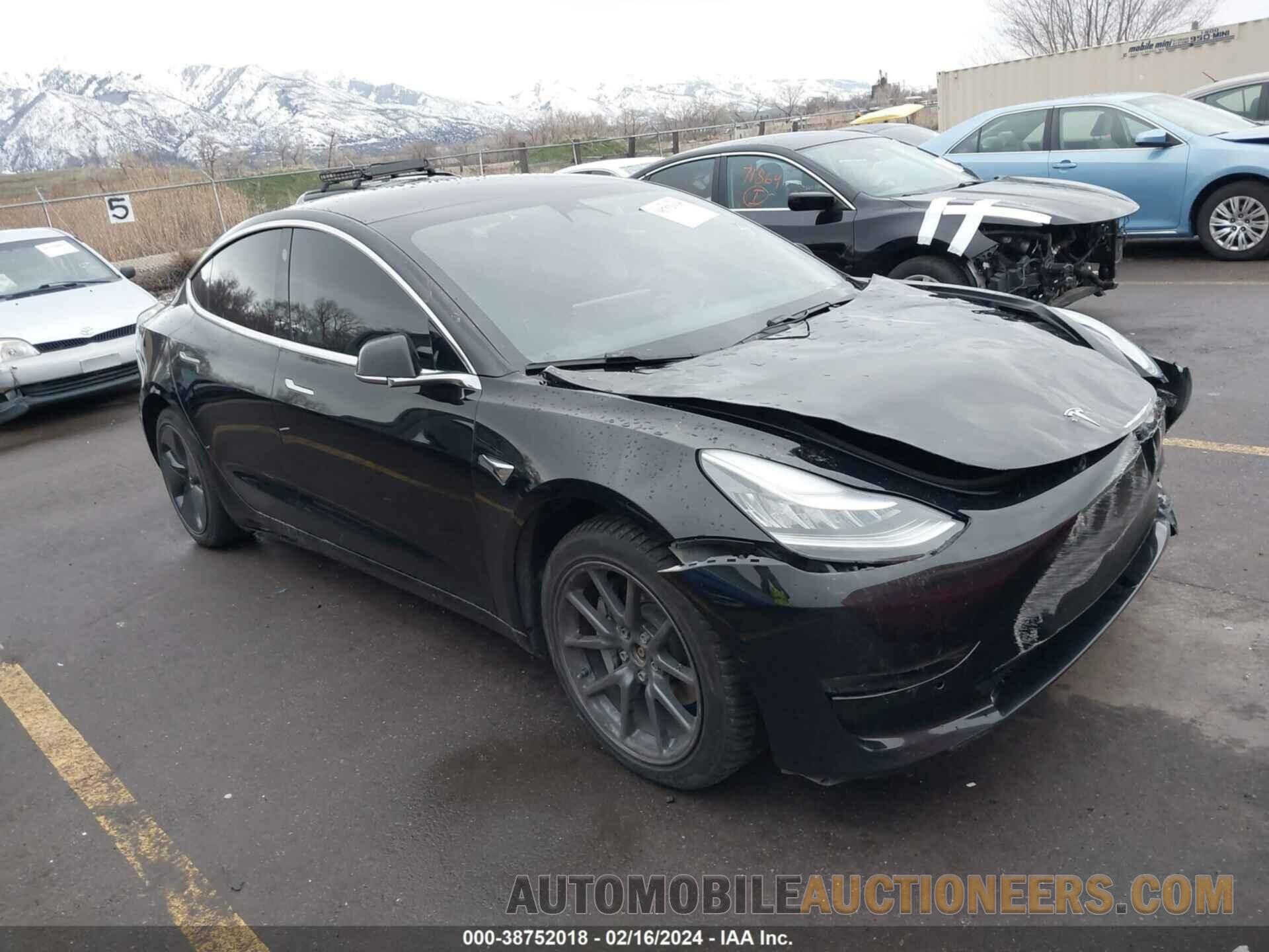 5YJ3E1EB6KF384739 TESLA MODEL 3 2019