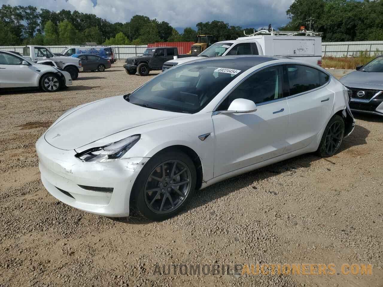 5YJ3E1EB6KF387995 TESLA MODEL 3 2019