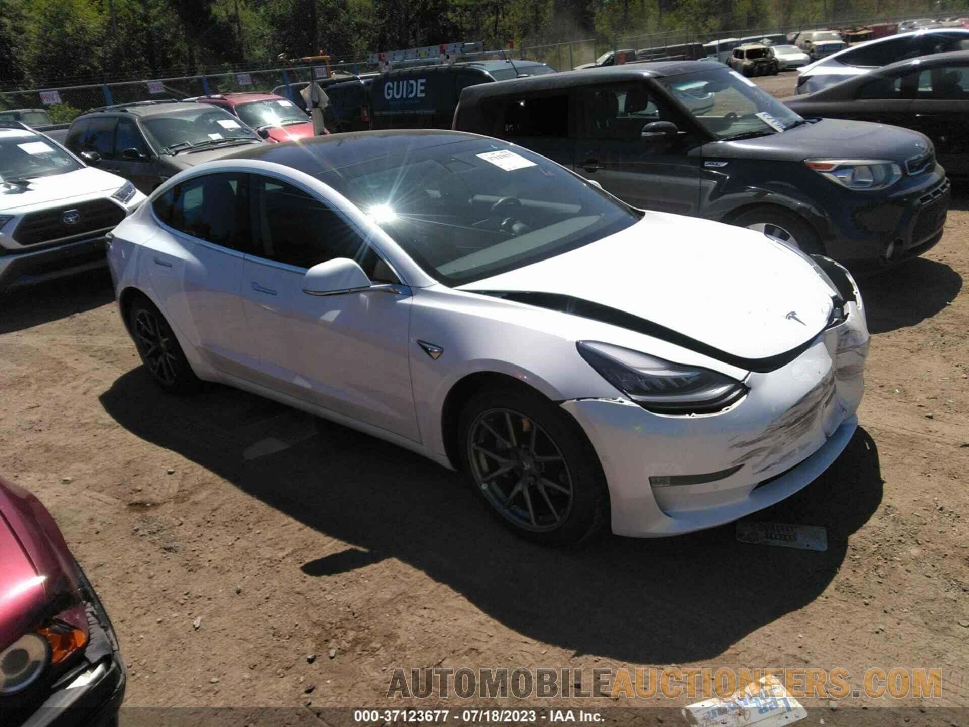 5YJ3E1EB6KF388502 TESLA MODEL 3 2019