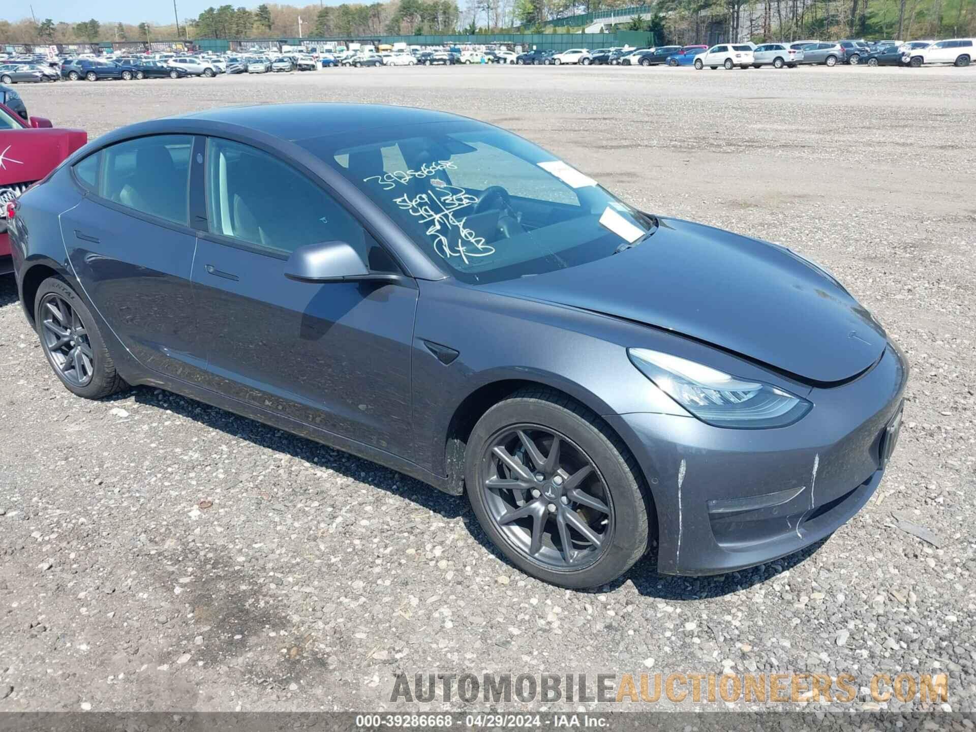 5YJ3E1EB6KF453087 TESLA MODEL 3 2019