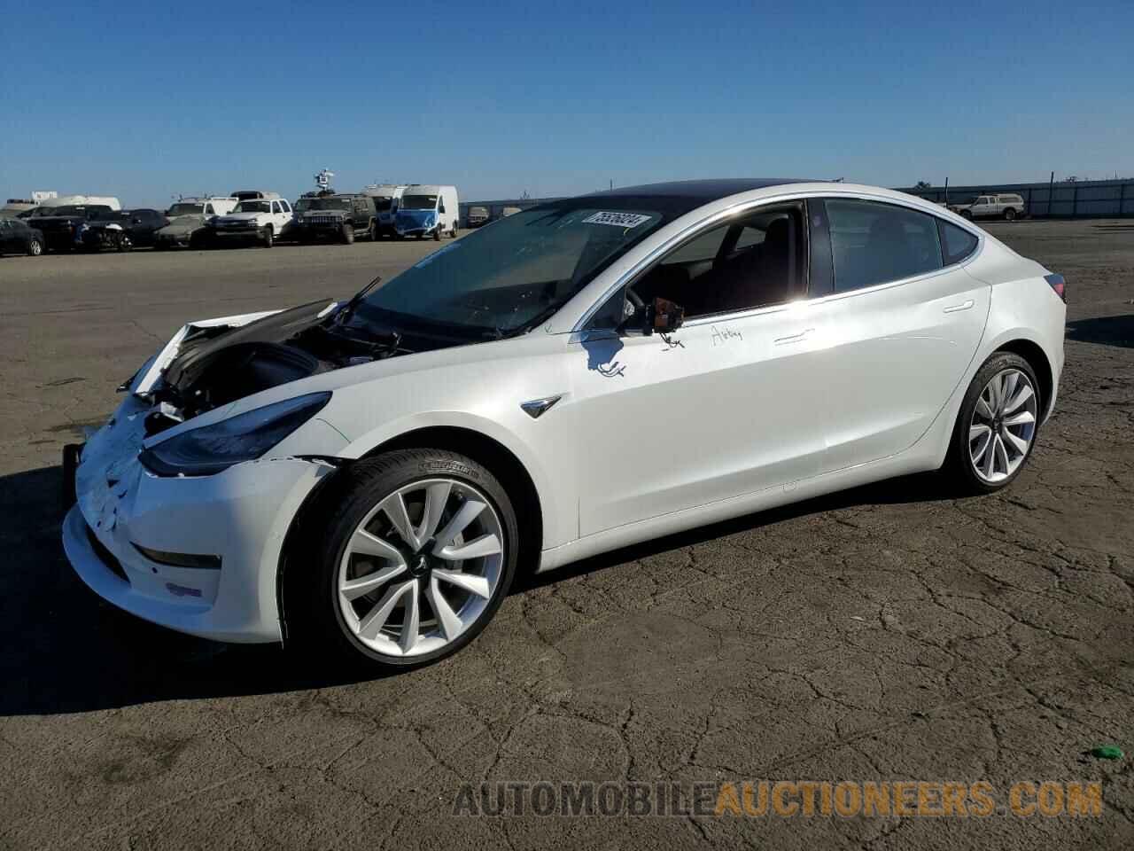 5YJ3E1EB6KF453512 TESLA MODEL 3 2019