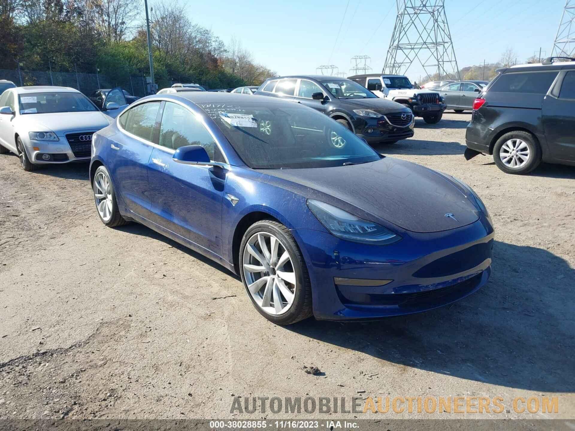 5YJ3E1EB6KF453932 TESLA MODEL 3 2019