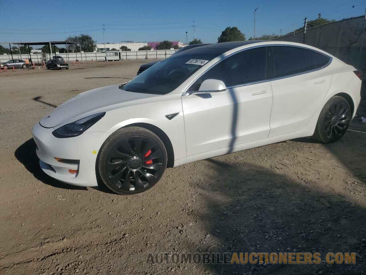 5YJ3E1EB6KF487143 TESLA MODEL 3 2019