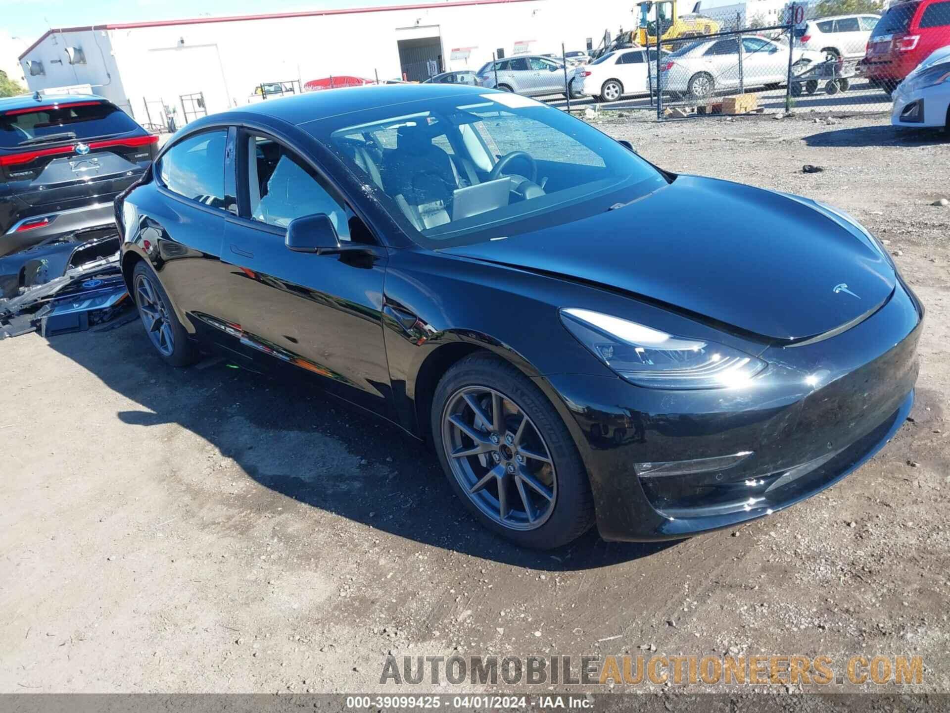 5YJ3E1EB6MF876738 TESLA MODEL 3 2021