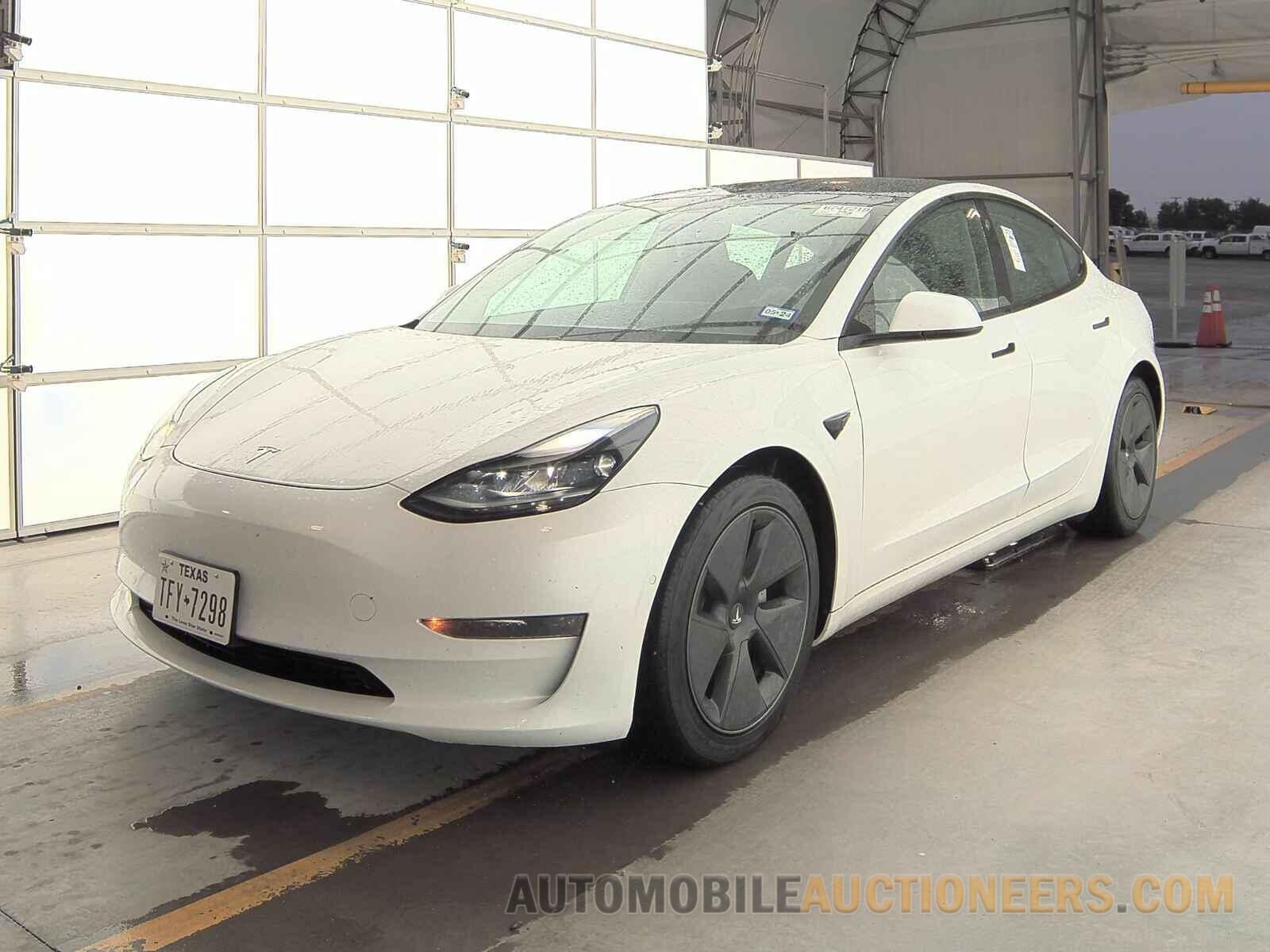 5YJ3E1EB6MF923640 Tesla Model 3 2021