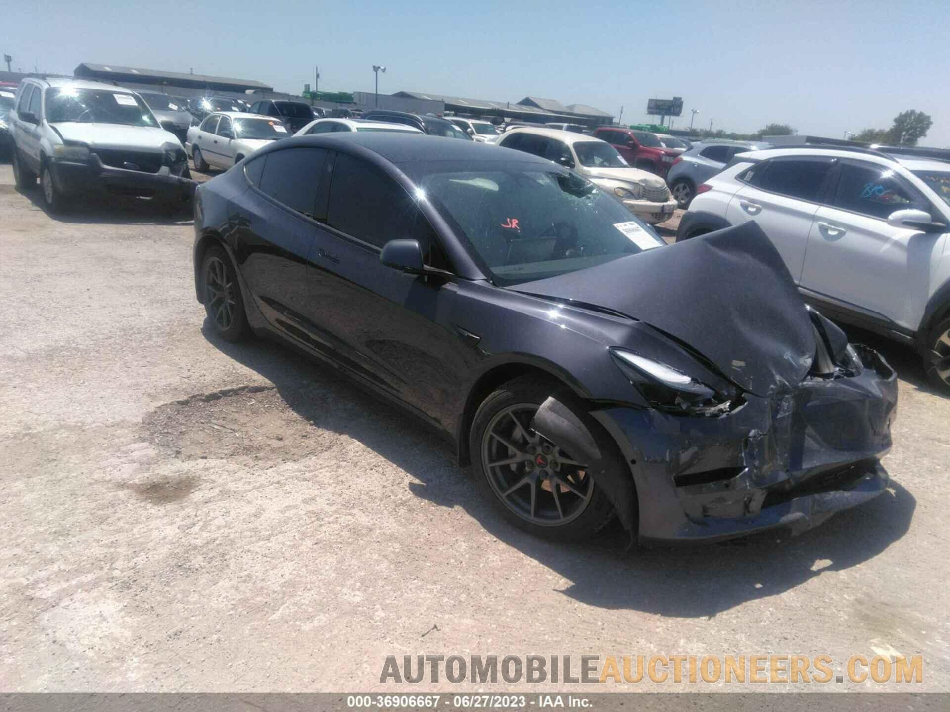 5YJ3E1EB6MF960977 TESLA MODEL 3 2021