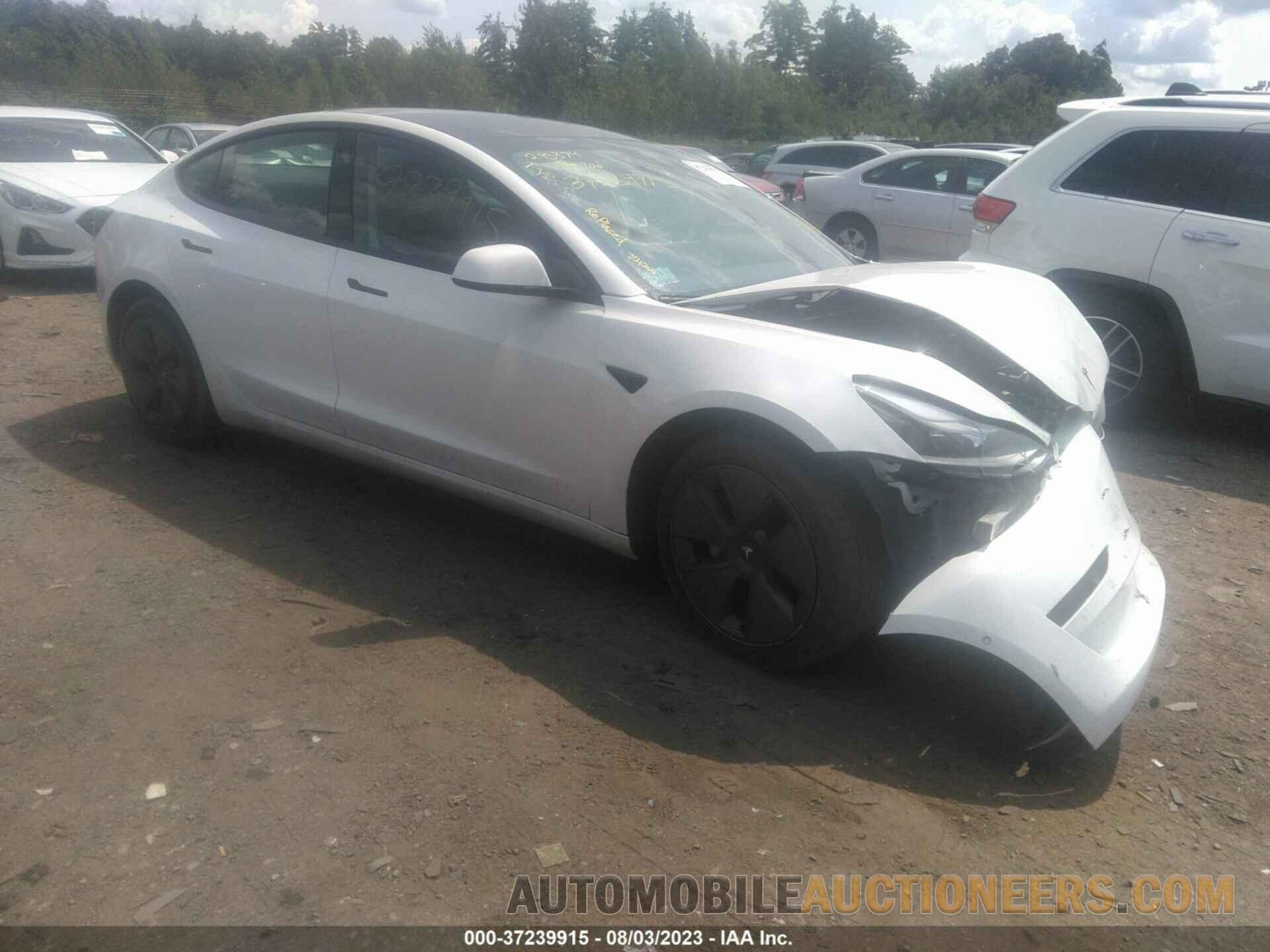 5YJ3E1EB6NF101812 TESLA MODEL 3 2022