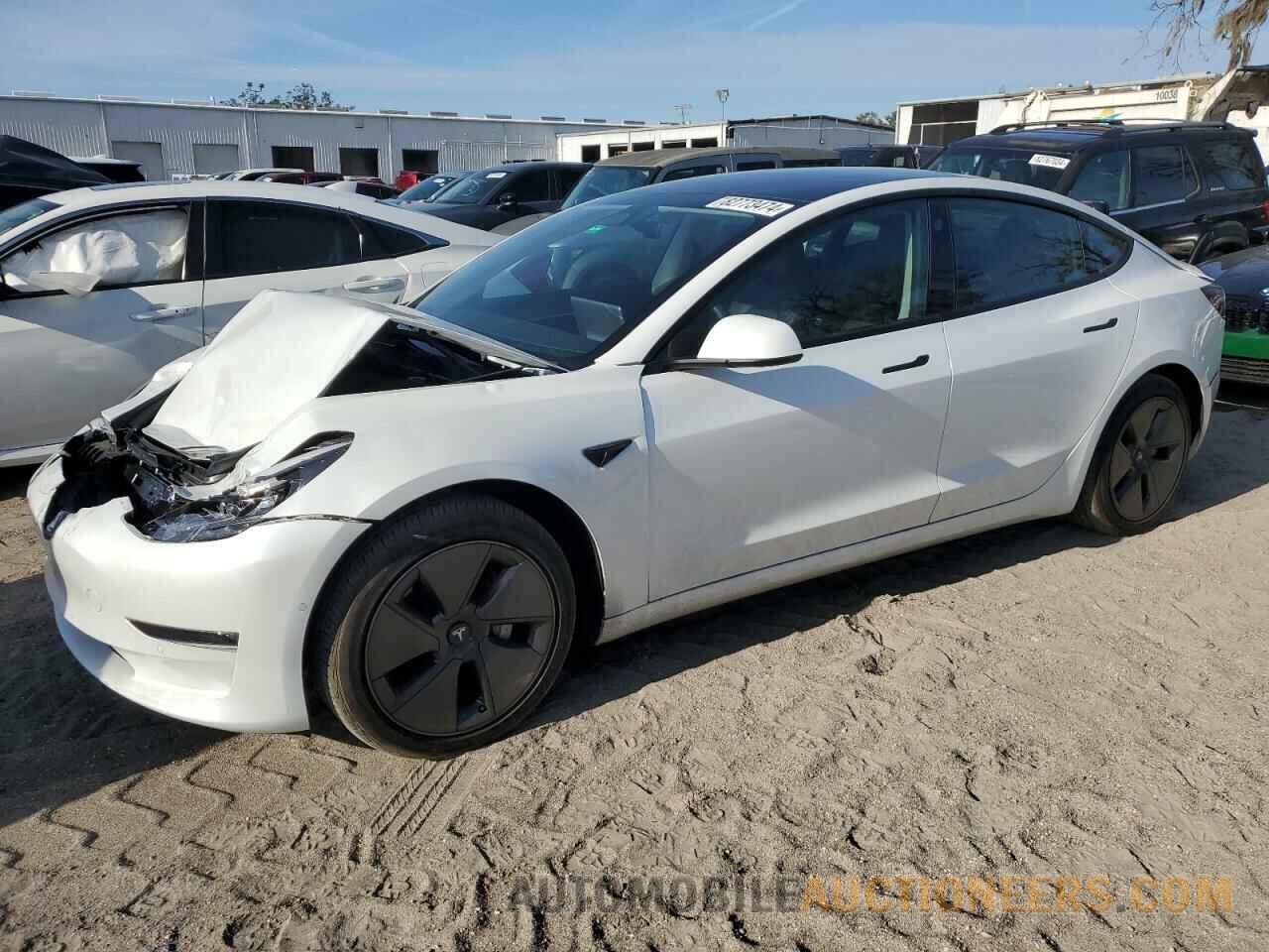 5YJ3E1EB6NF103964 TESLA MODEL 3 2022