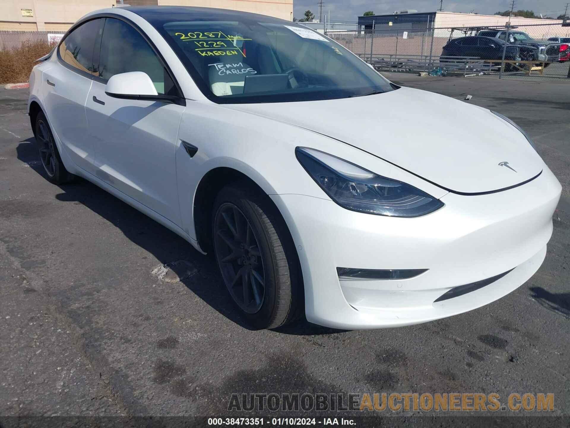 5YJ3E1EB6NF135877 TESLA MODEL 3 2022