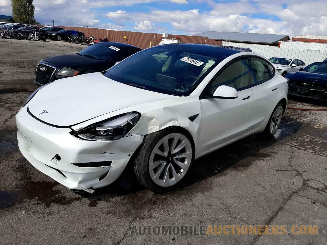 5YJ3E1EB6NF143946 TESLA MODEL 3 2022