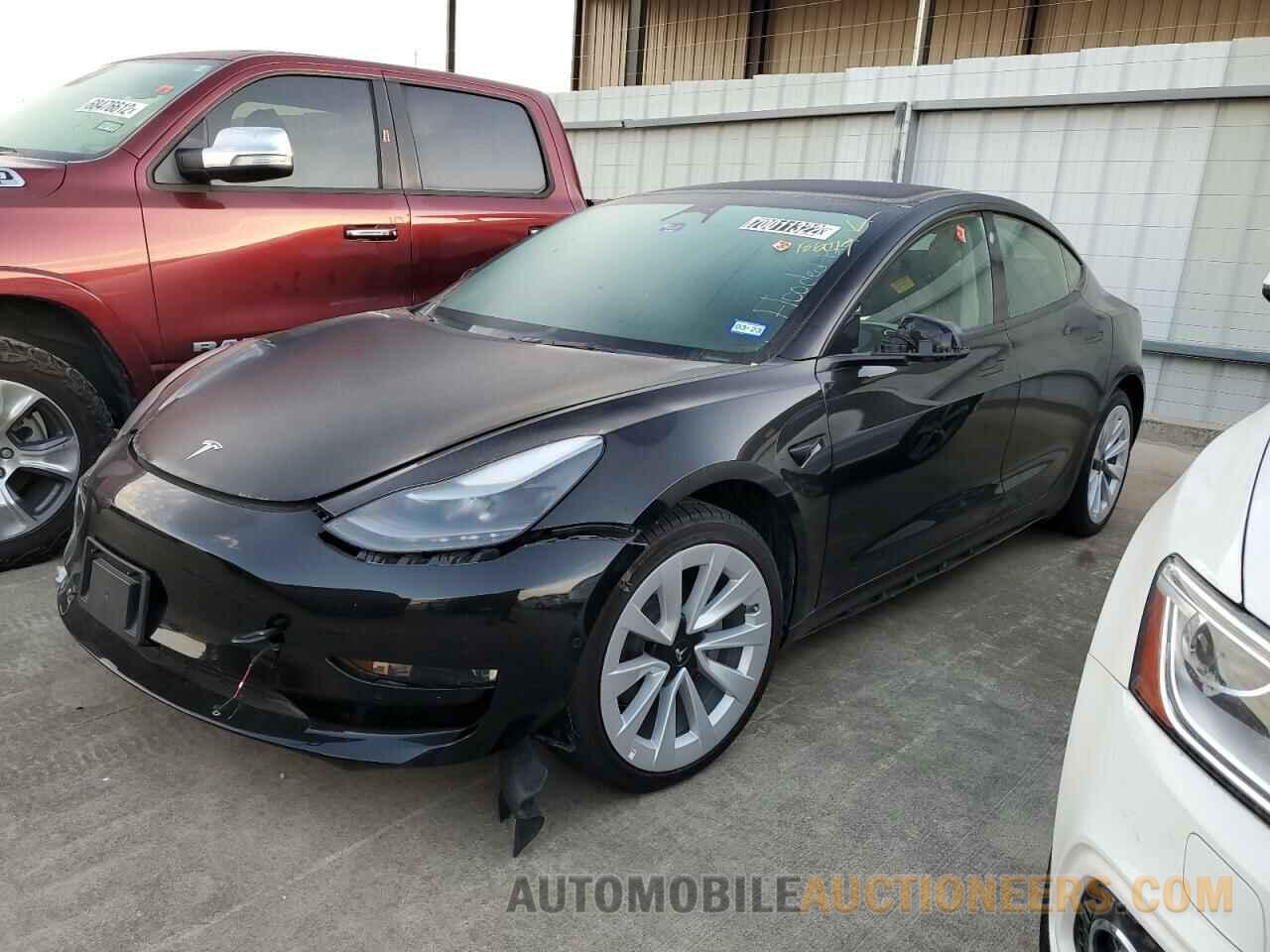 5YJ3E1EB6NF186019 TESLA MODEL 3 2022