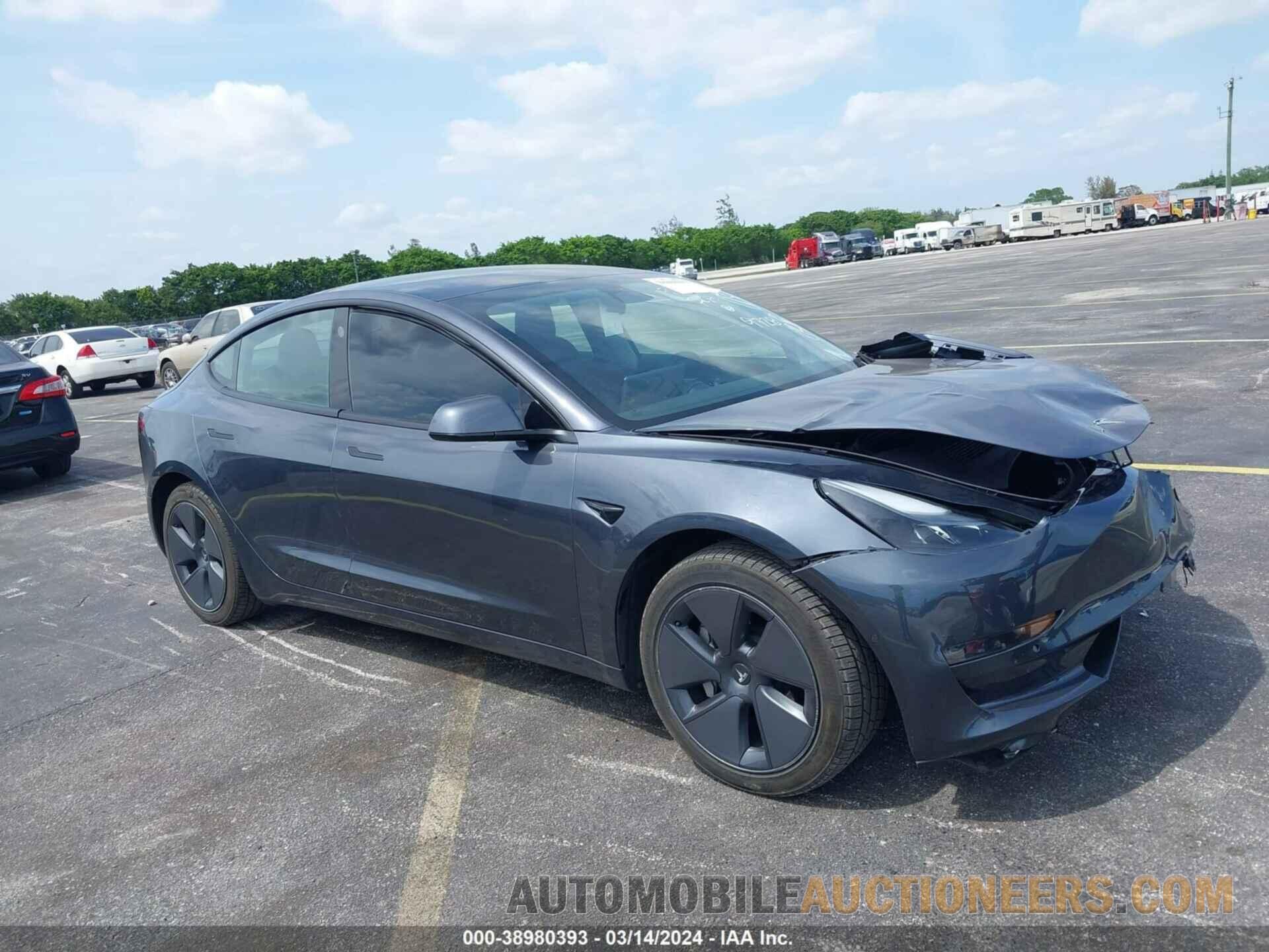 5YJ3E1EB6NF189728 TESLA MODEL 3 2022