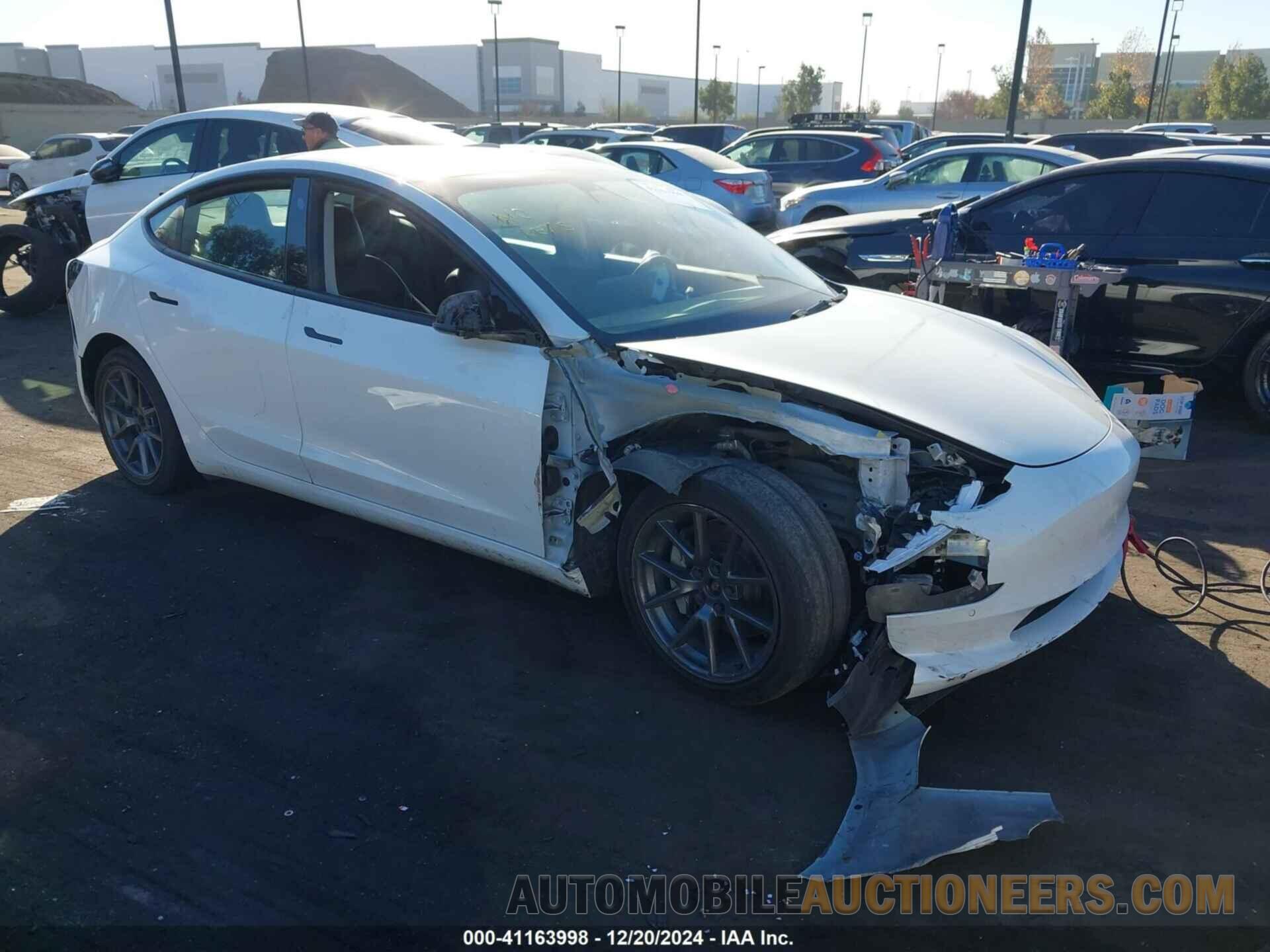 5YJ3E1EB6NF297833 TESLA MODEL 3 2022