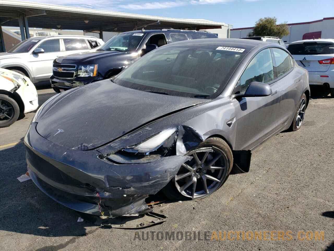 5YJ3E1EB6NF317529 TESLA MODEL 3 2022