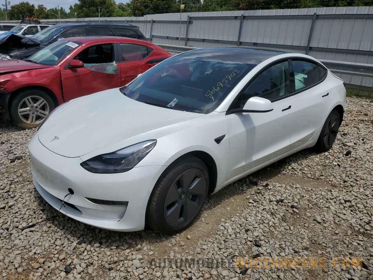 5YJ3E1EB6NF324044 TESLA MODEL 3 2022