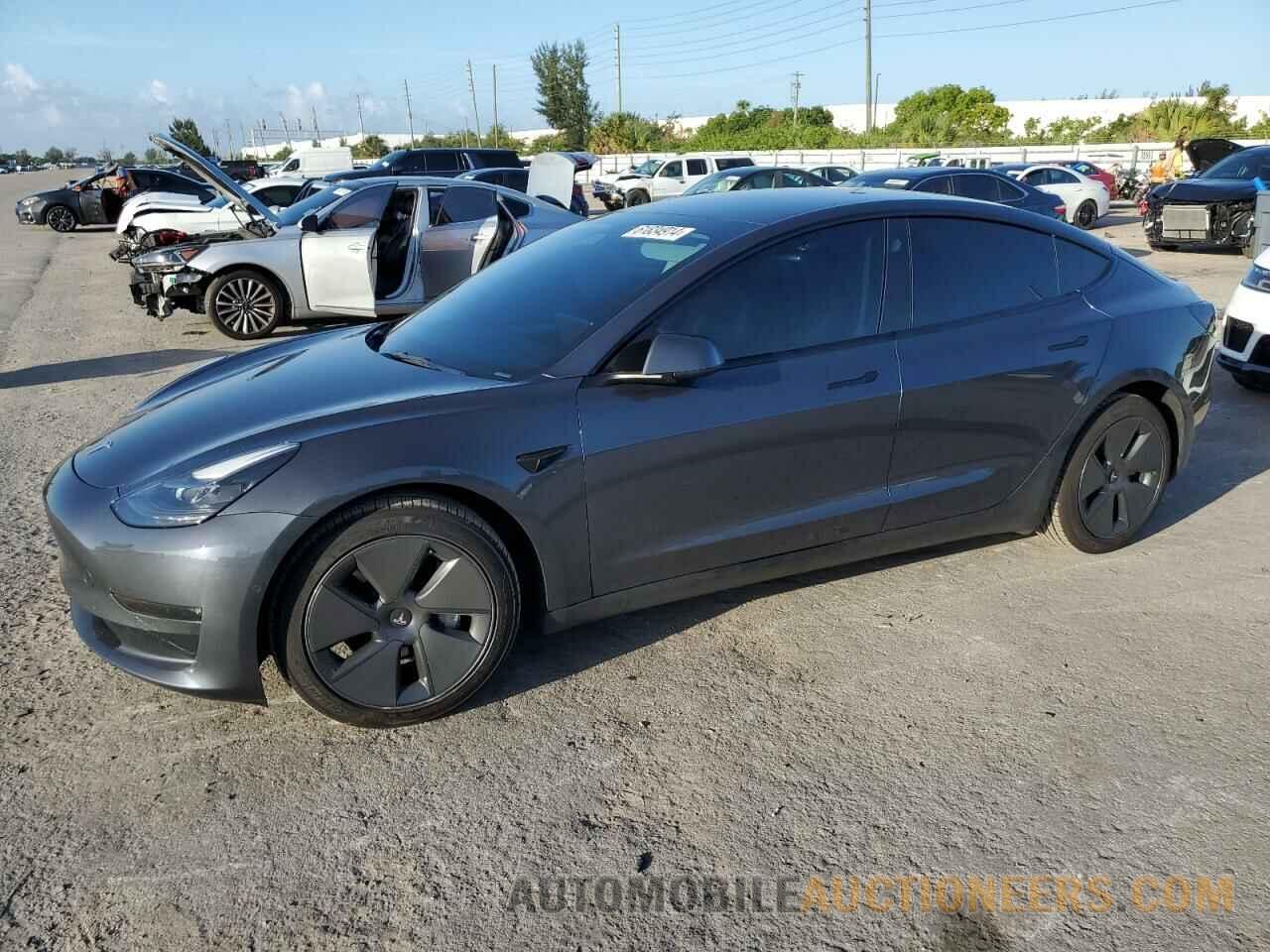 5YJ3E1EB6NF340504 TESLA MODEL 3 2022