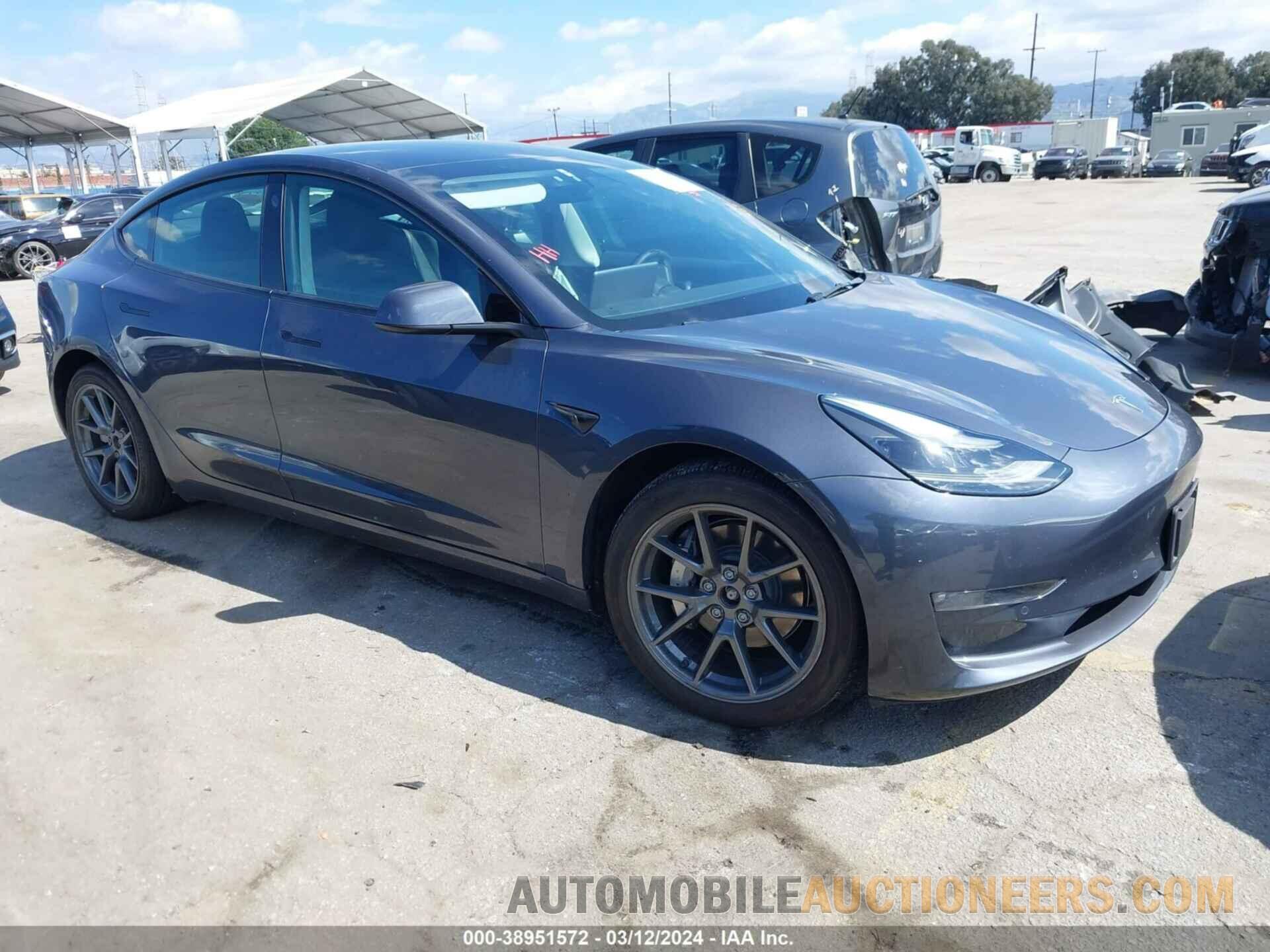 5YJ3E1EB6NF358887 TESLA MODEL 3 2022