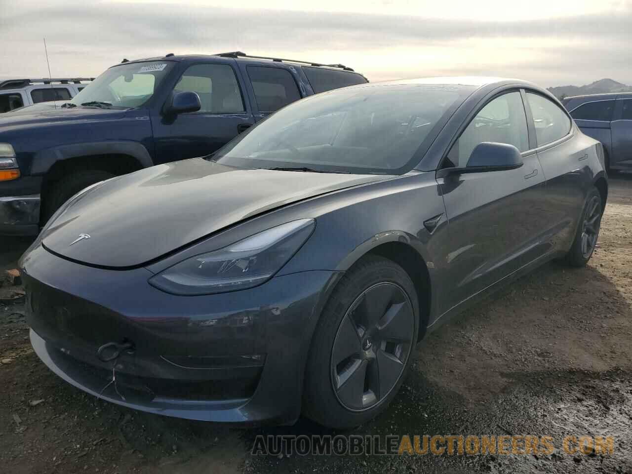 5YJ3E1EB6PF637629 TESLA MODEL 3 2023