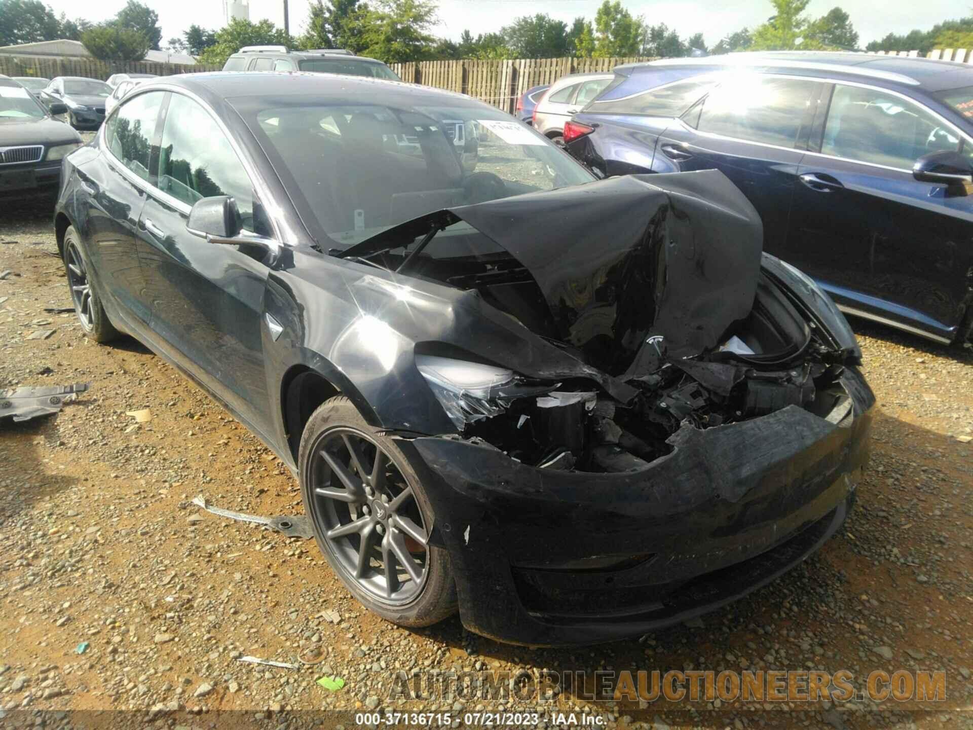 5YJ3E1EB7JF054087 TESLA MODEL 3 2018