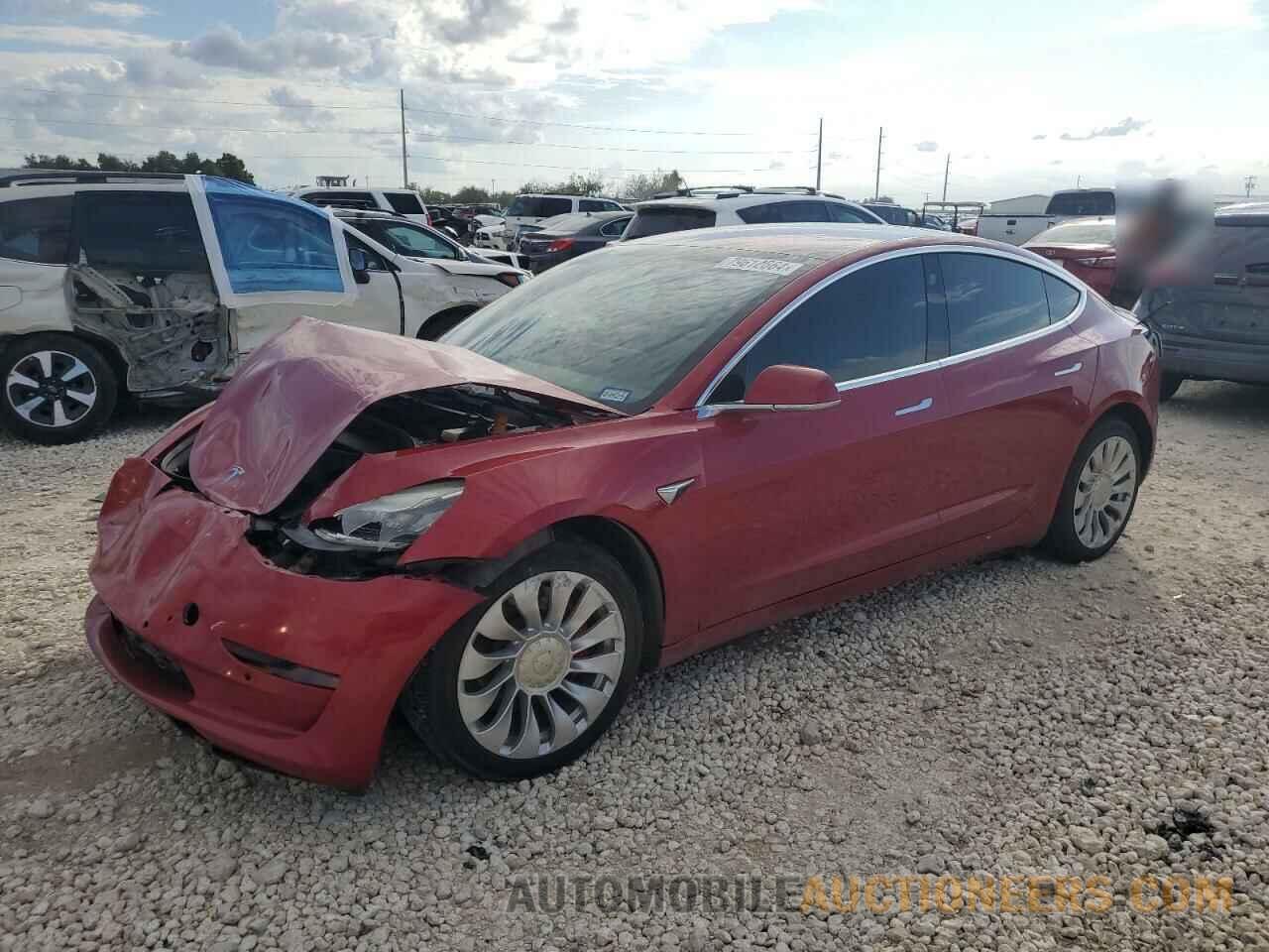 5YJ3E1EB7JF083752 TESLA MODEL 3 2018