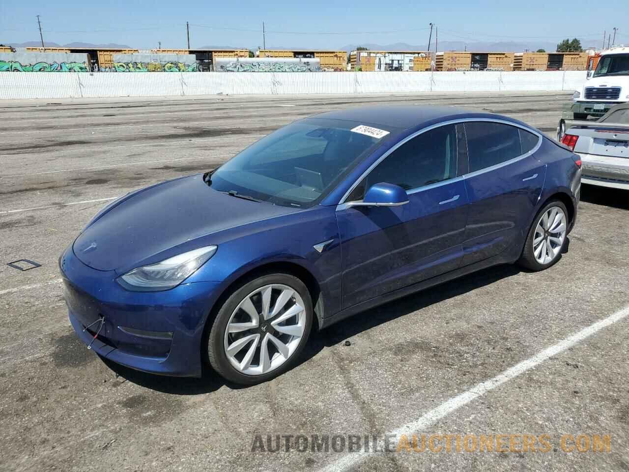 5YJ3E1EB7JF092063 TESLA MODEL 3 2018