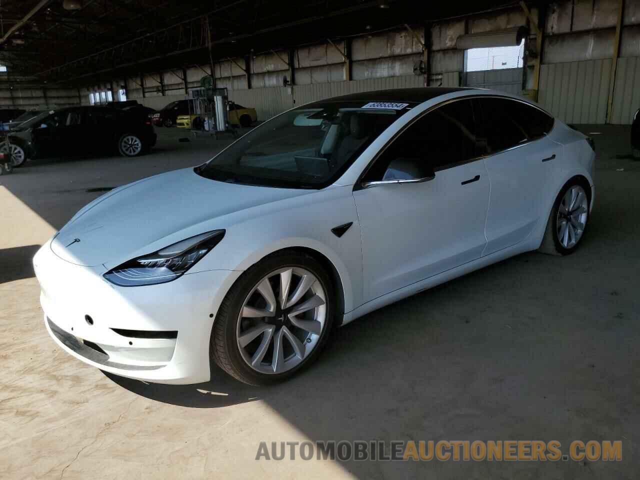 5YJ3E1EB7JF092497 TESLA MODEL 3 2018