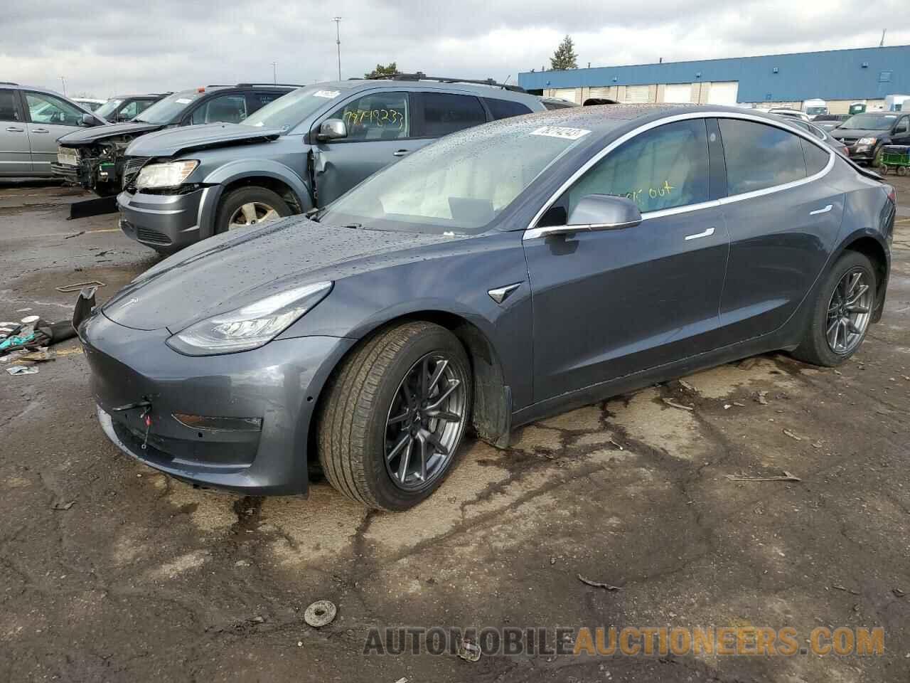 5YJ3E1EB7JF094041 TESLA MODEL 3 2018