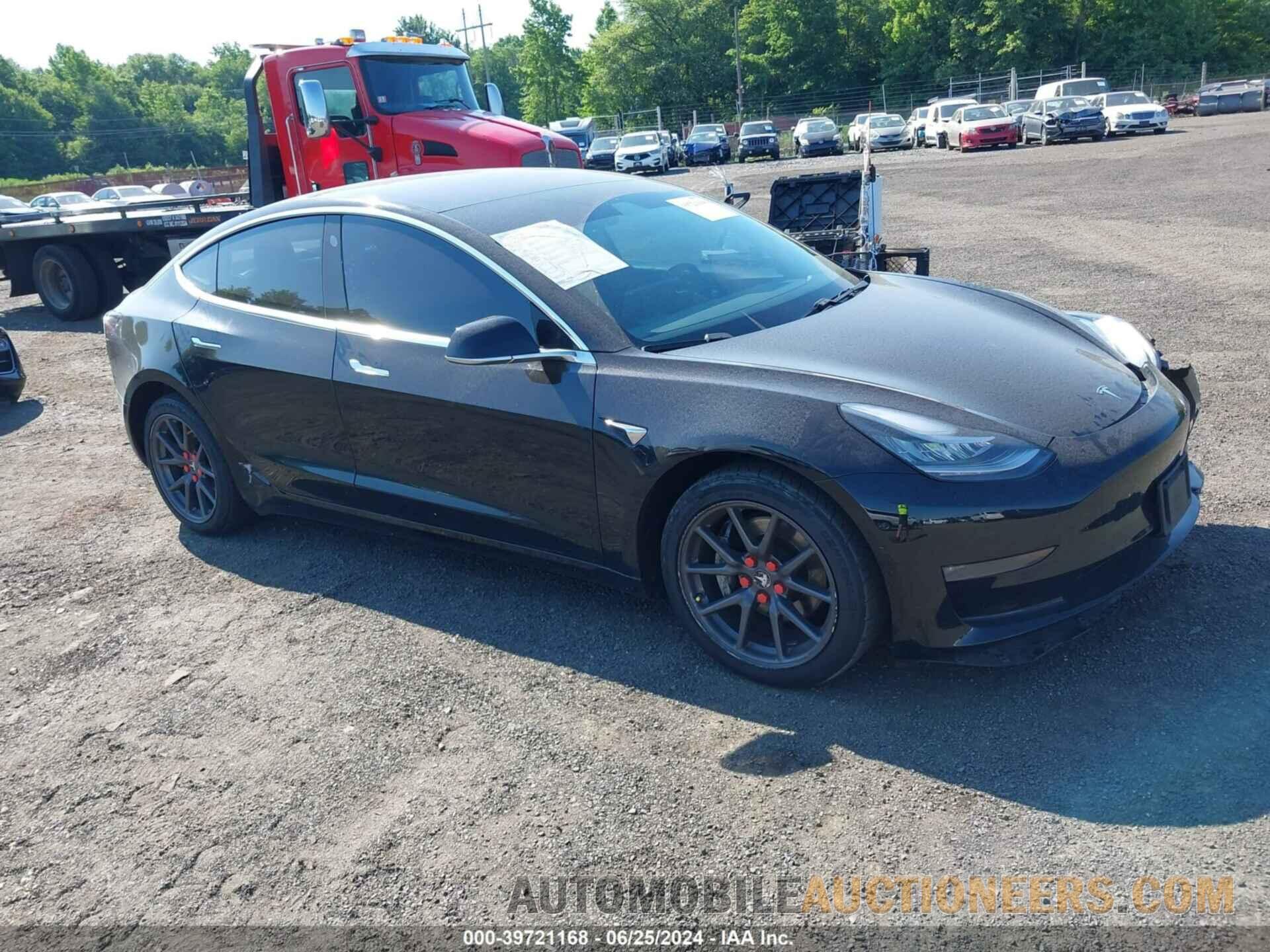 5YJ3E1EB7JF118743 TESLA MODEL 3 2018