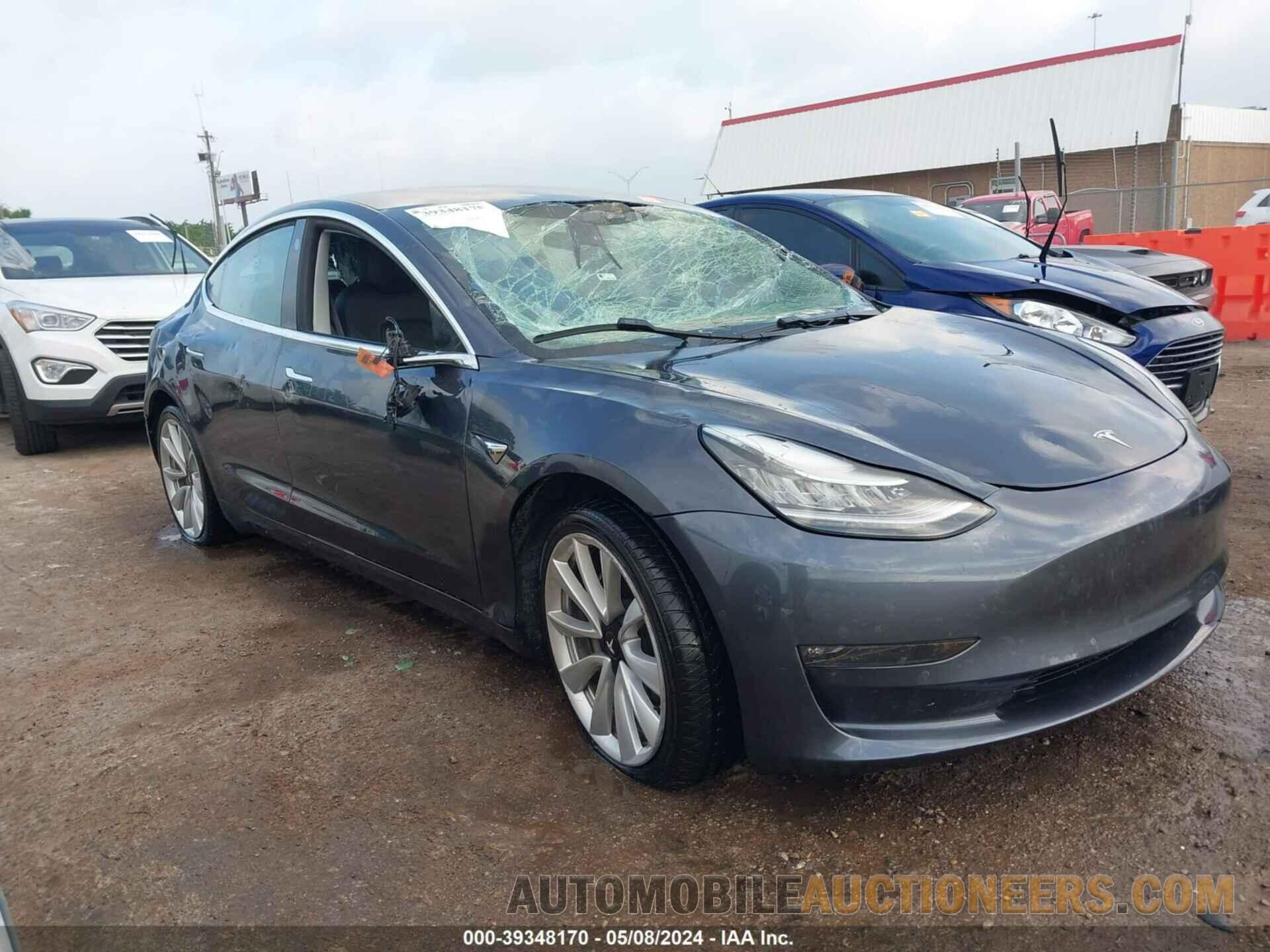 5YJ3E1EB7JF121173 TESLA MODEL 3 2018