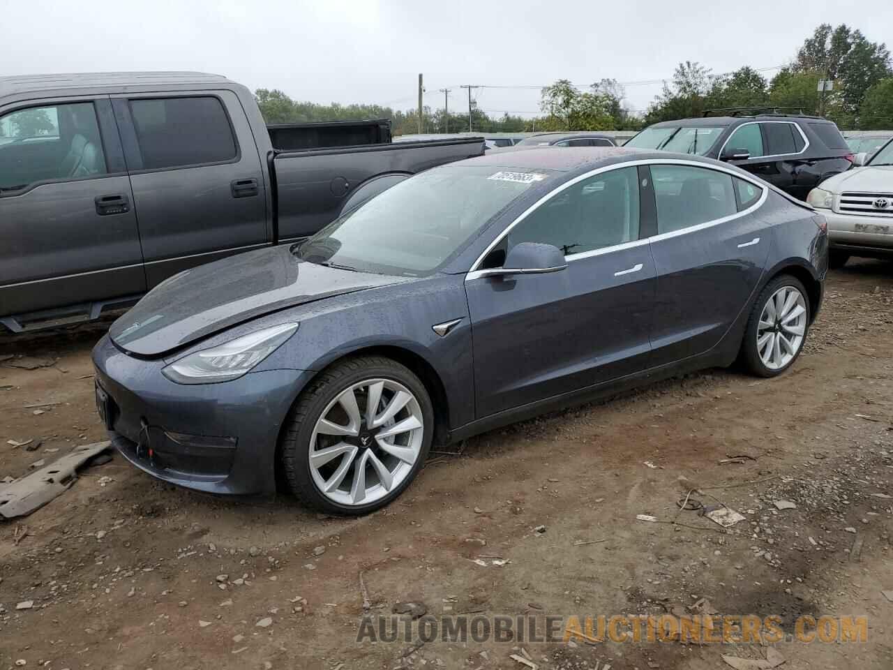 5YJ3E1EB7JF121223 TESLA MODEL 3 2018