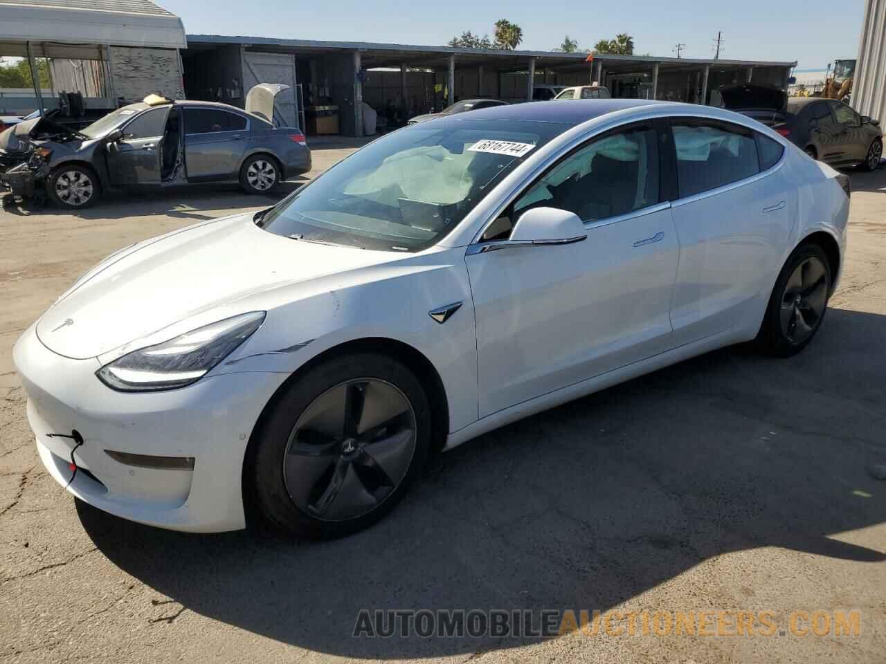 5YJ3E1EB7JF131122 TESLA MODEL 3 2018