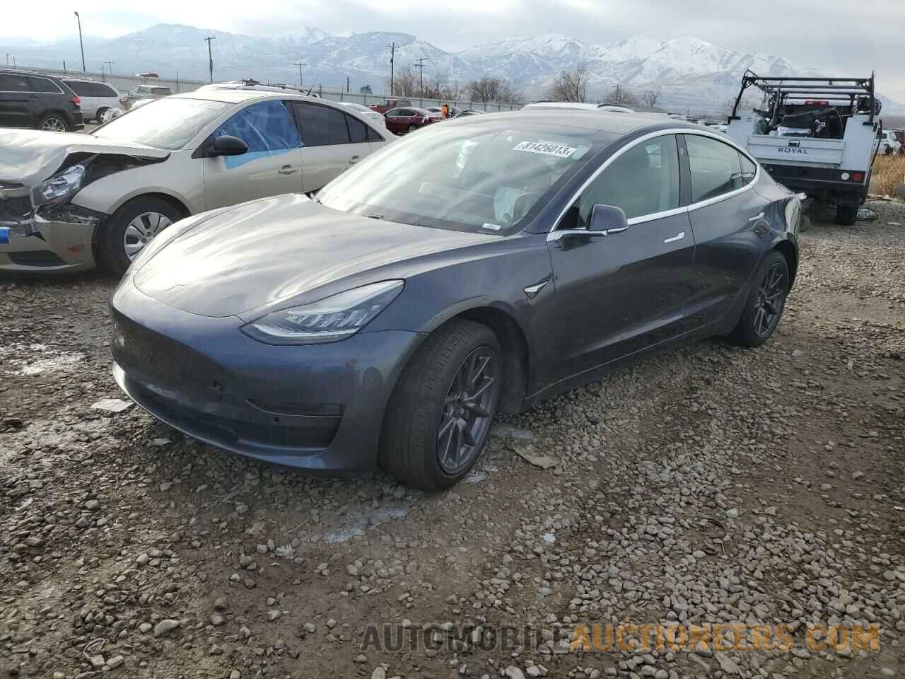 5YJ3E1EB7JF144792 TESLA MODEL 3 2018