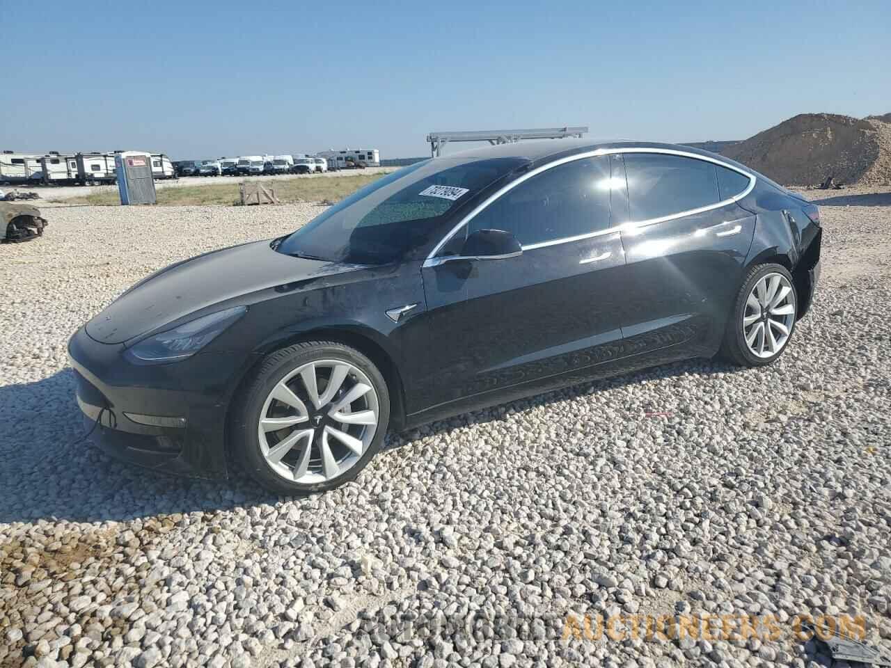 5YJ3E1EB7JF145151 TESLA MODEL 3 2018