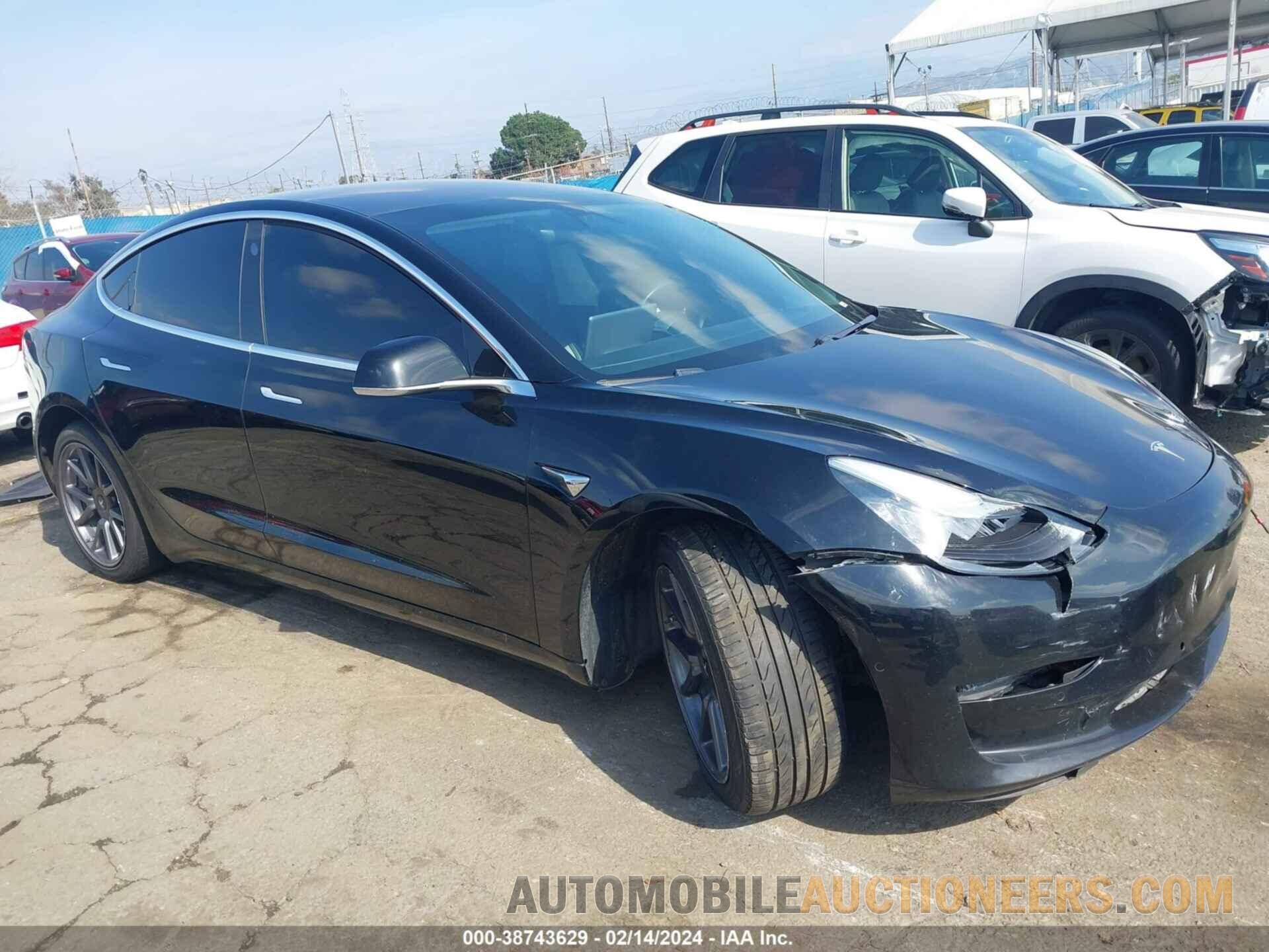 5YJ3E1EB7JF178800 TESLA MODEL 3 2018