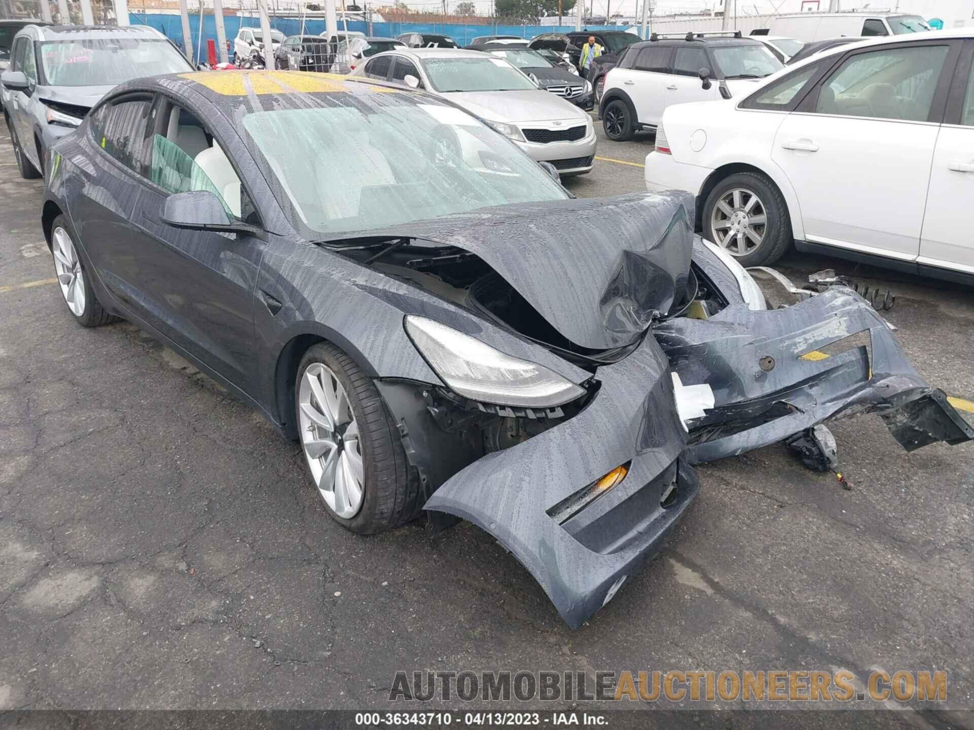 5YJ3E1EB7JF188288 TESLA MODEL 3 2018