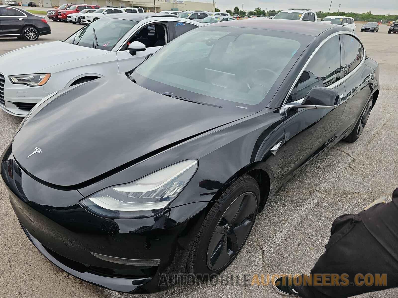 5YJ3E1EB7KF193962 Tesla Model 3 2019