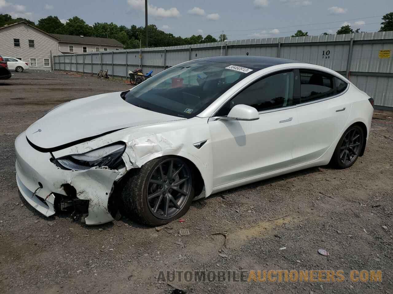 5YJ3E1EB7KF387987 TESLA MODEL 3 2019