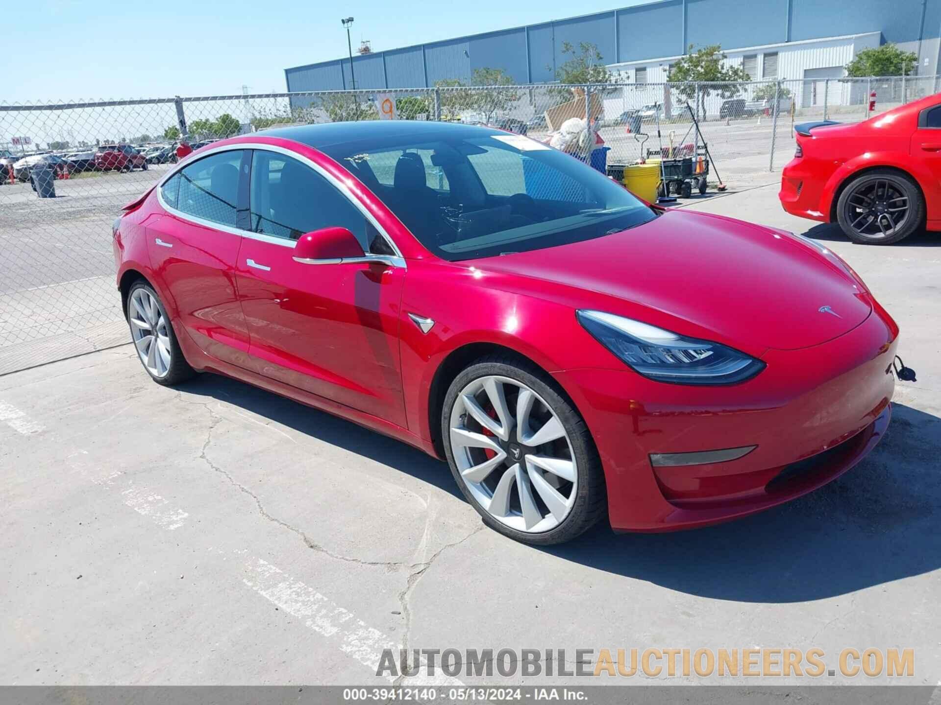 5YJ3E1EB7KF393028 TESLA MODEL 3 2019