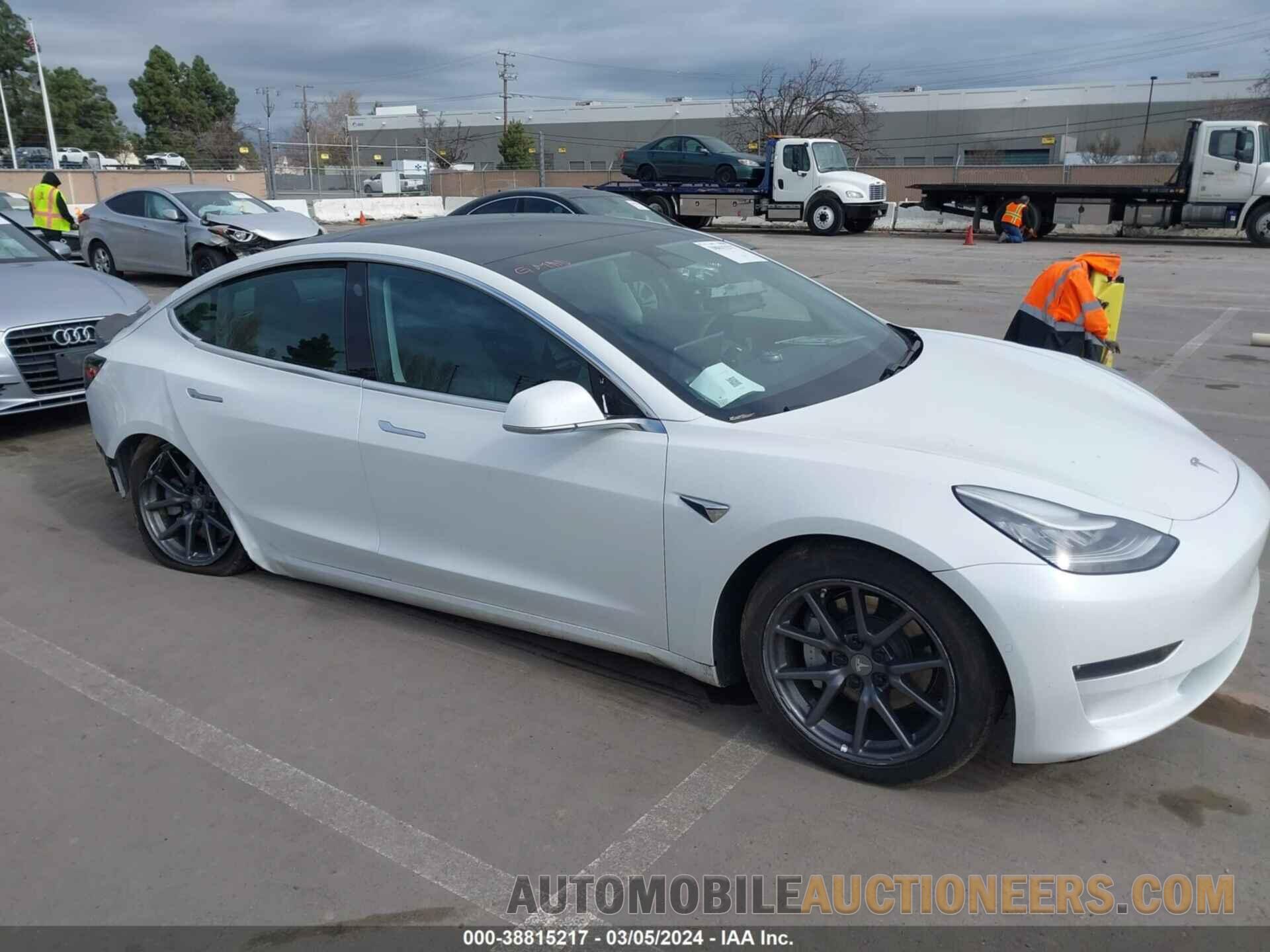 5YJ3E1EB7KF442230 TESLA MODEL 3 2019