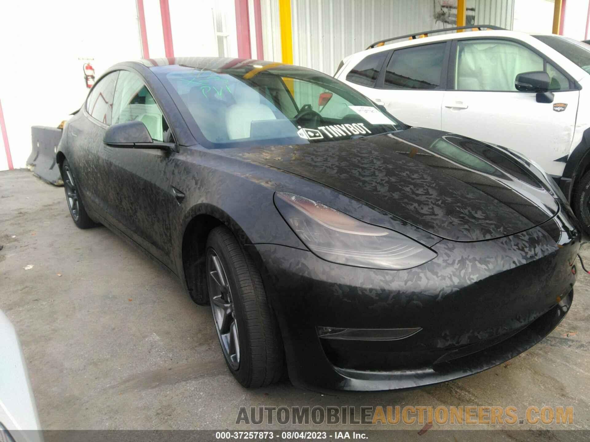 5YJ3E1EB7KF450618 TESLA MODEL 3 2019