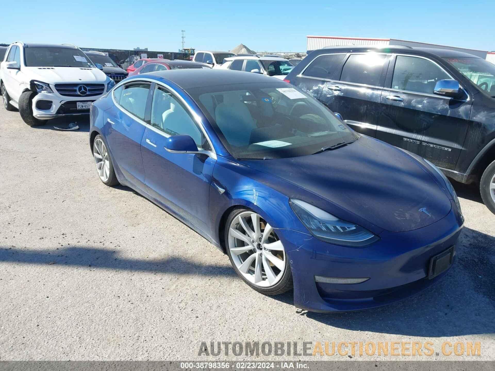 5YJ3E1EB7KF451008 TESLA MODEL 3 2019